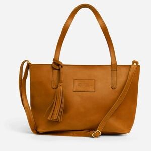 Parker clay Leather Tote Bag with Tassel - Tan